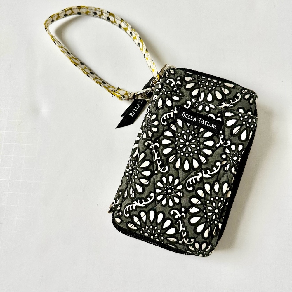 Bella Taylor Floral Quilted Wallet Wristlet